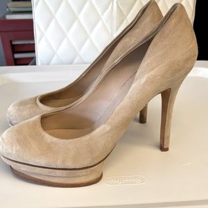BCBG MaxAzria heels pumps